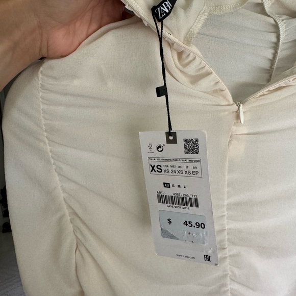 XS Zara long sleeve mesh top never worn - Picture 3 of 3